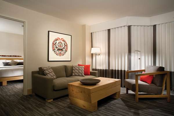 Suite - Listel Hotel Vancouver