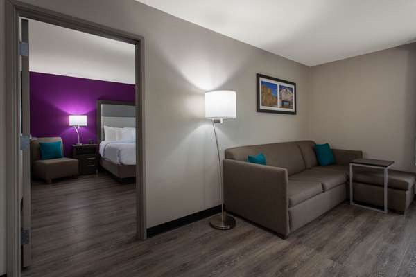 Suite - La Quinta Inn & Suites Effingham - I-57 & I-70, Exit 160