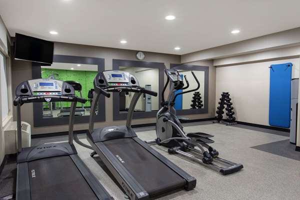 Fitness/ Exercise Room - La Quinta Inn & Suites Effingham - I-57 & I-70, Exit 160