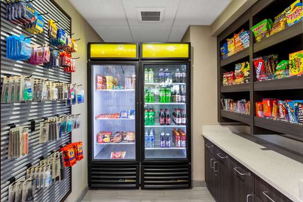  - La Quinta Inn & Suites Effingham - I-57 & I-70, Exit 160