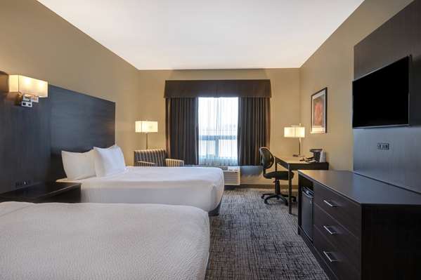  - Days Inn & Suites Warman