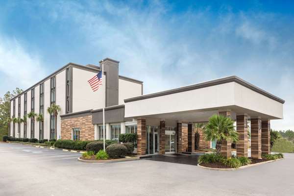 Exterior view - Wyndham Garden Hotel Summerville - I-26, Exit 199A