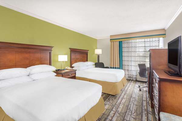  - Wyndham Garden Hotel Summerville - I-26, Exit 199A