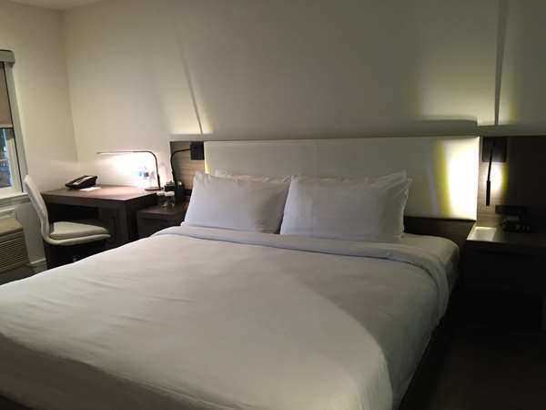  - Nest Hotel Palo Alto