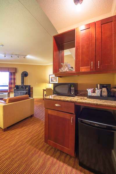  - Algoma's Water Tower Inn & Suites Sault Ste Marie