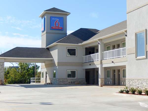 Exterior view - Studio 6 Extended Stay Hotel Yukon - I-40, Exit 138A & 139B