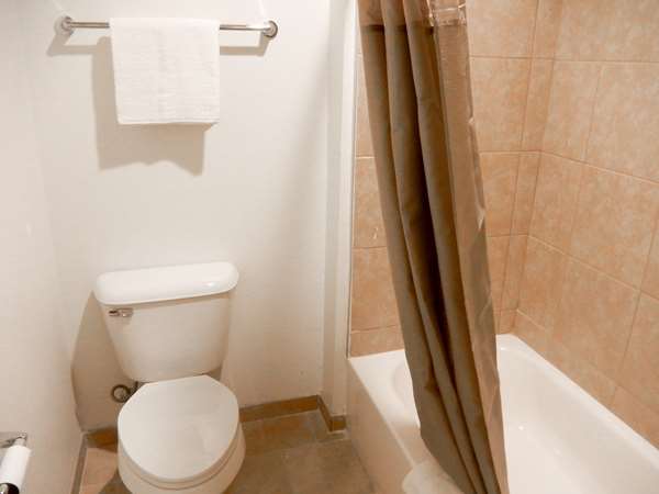  - Studio 6 Extended Stay Hotel Yukon - I-40, Exit 138A & 139B