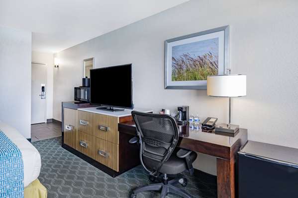  - Wyndham Garden Hotel Kenosha