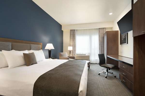  - Best Western Plus Peppertree Nampa Civic Center Inn