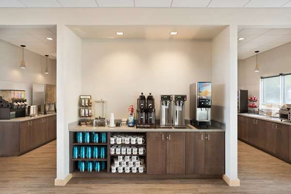 Amenities - Best Western Plus Peppertree Nampa Civic Center Inn