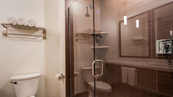  - Best Western Plus Peppertree Nampa Civic Center Inn