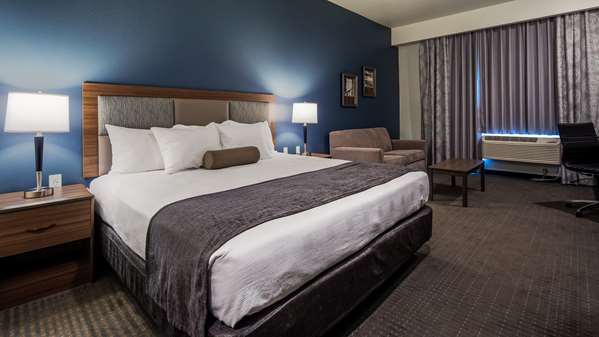  - Best Western Plus Peppertree Nampa Civic Center Inn