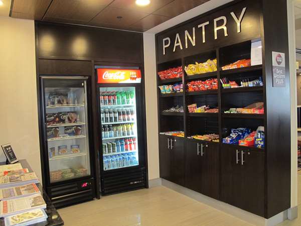  - Best Western Plus Waterloo Hotel