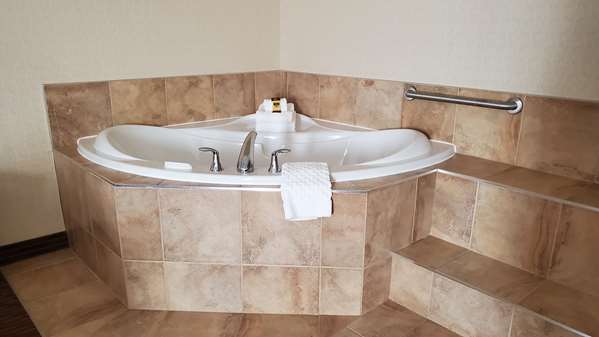  - Best Western Plus Waterloo Hotel