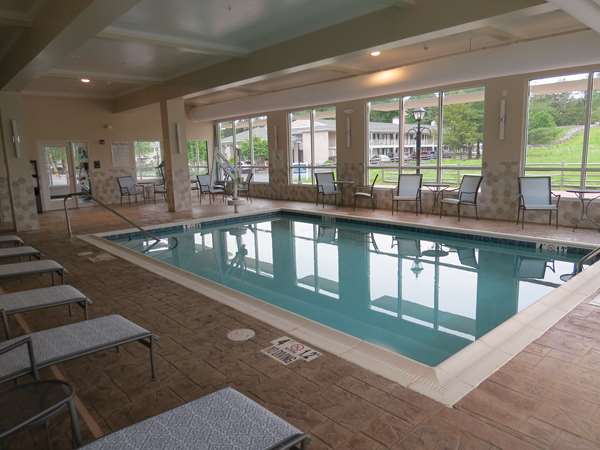Pool - Best Western Gettysburg Hotel