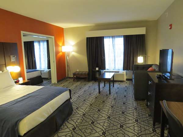 Suite - Best Western Gettysburg Hotel