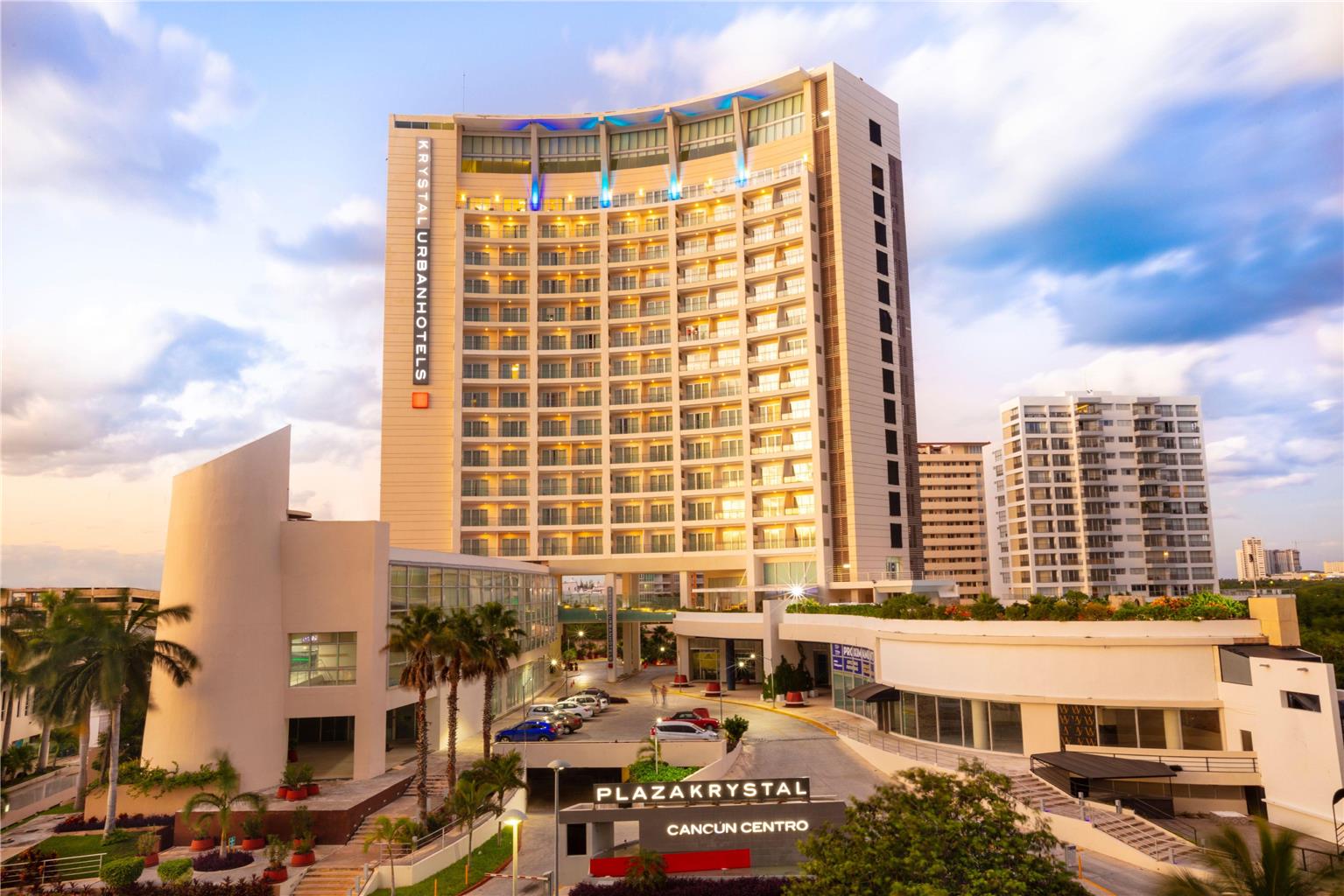 Krystal Urban Cancun - Malecon