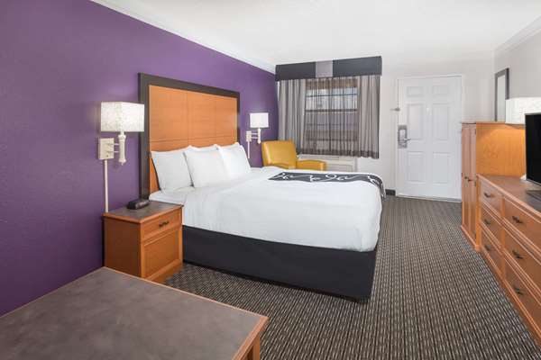  - Baymont Inn & Suites Woodruff Road Greenville - I-85, Exit 51