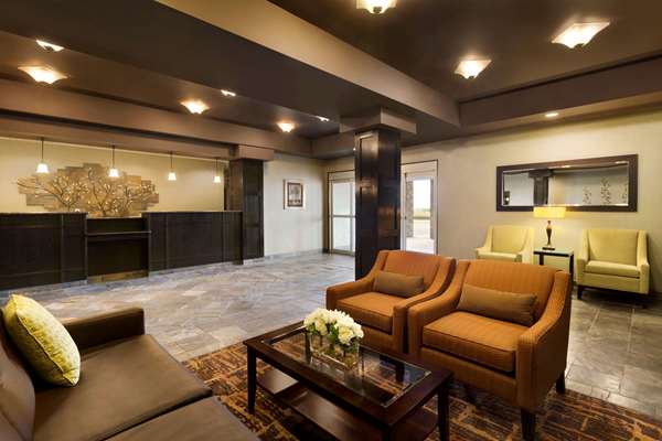  - Days Hotel Innisfail