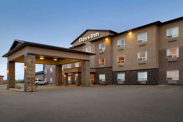 Exterior view - Days Hotel Innisfail
