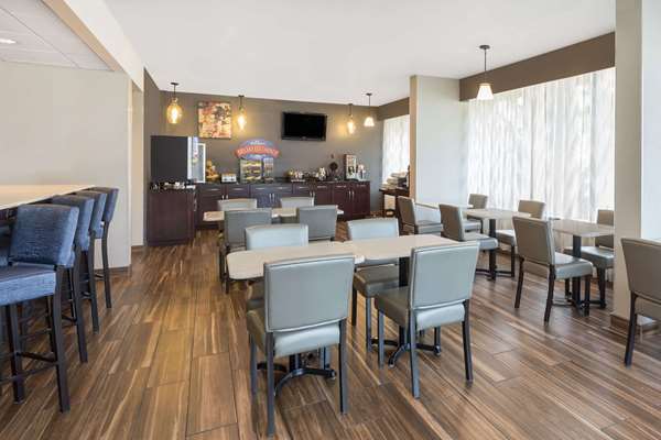  - Baymont Inn & Suites Battleboro - I-95, Exit 145