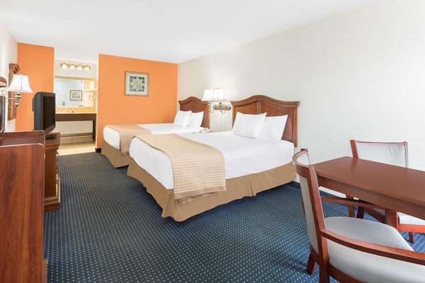  - Baymont Inn & Suites Battleboro - I-95, Exit 145