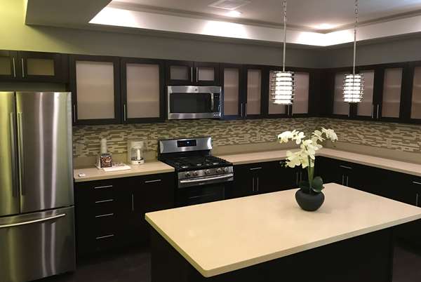 Suite - Days Inn Port Arthur