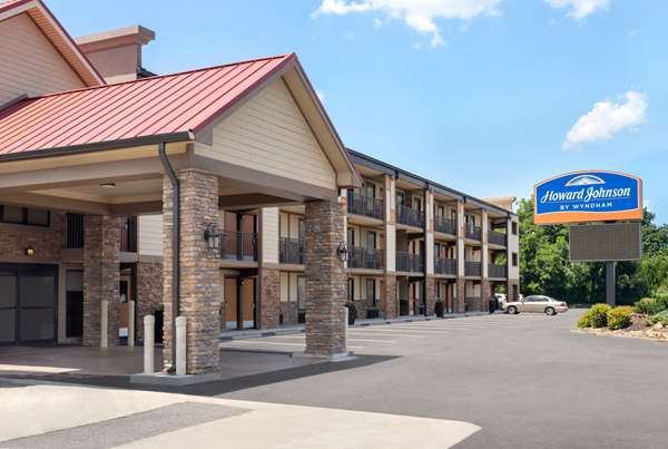 Exterior view - Howard Johnson Hotel Pigeon Forge