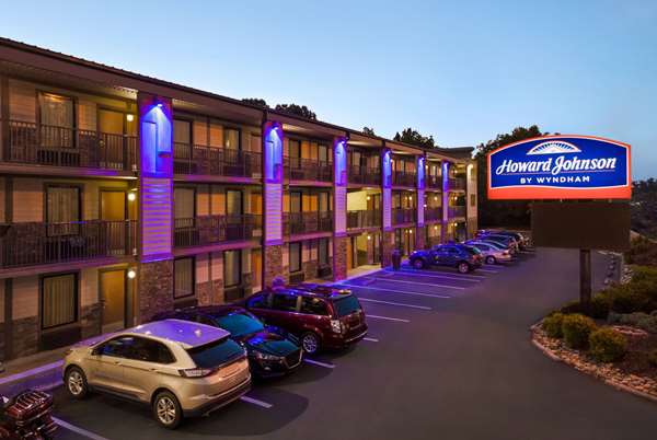 Exterior view - Howard Johnson Hotel Pigeon Forge