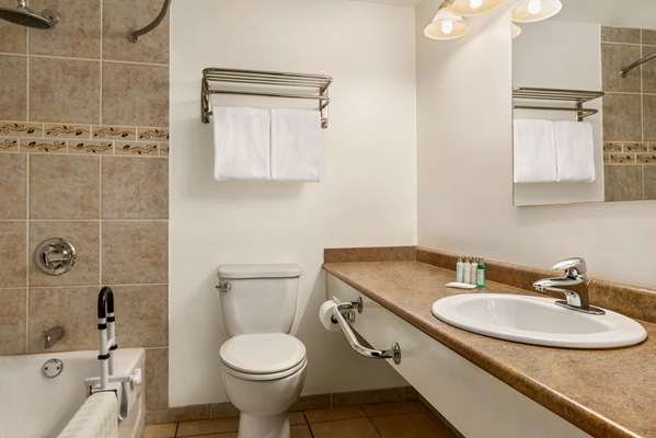  - Travelodge Dawson Creek