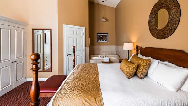 Suite - Best Western Plus Dutch Haus Inn & Suites Columbiana