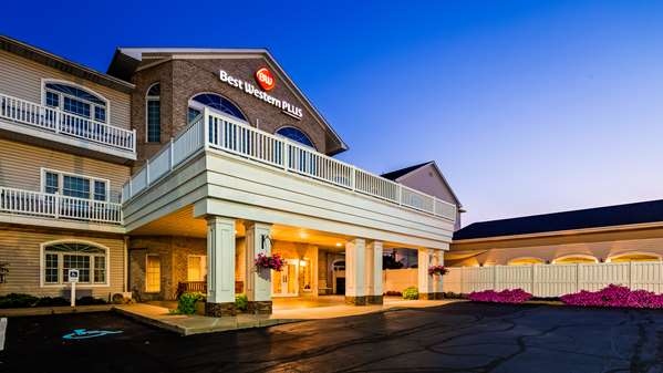 Exterior view - Best Western Plus Dutch Haus Inn & Suites Columbiana