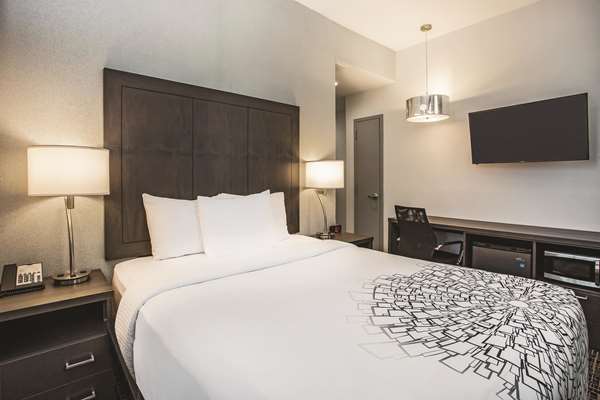  - La Quinta Inn & Suites Downtown Baltimore