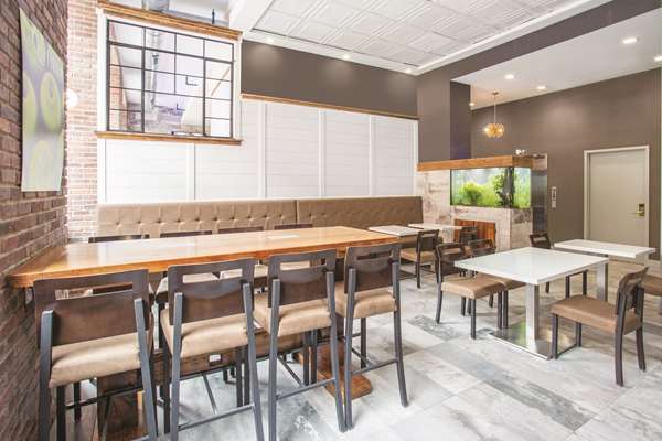  - La Quinta Inn & Suites Downtown Baltimore