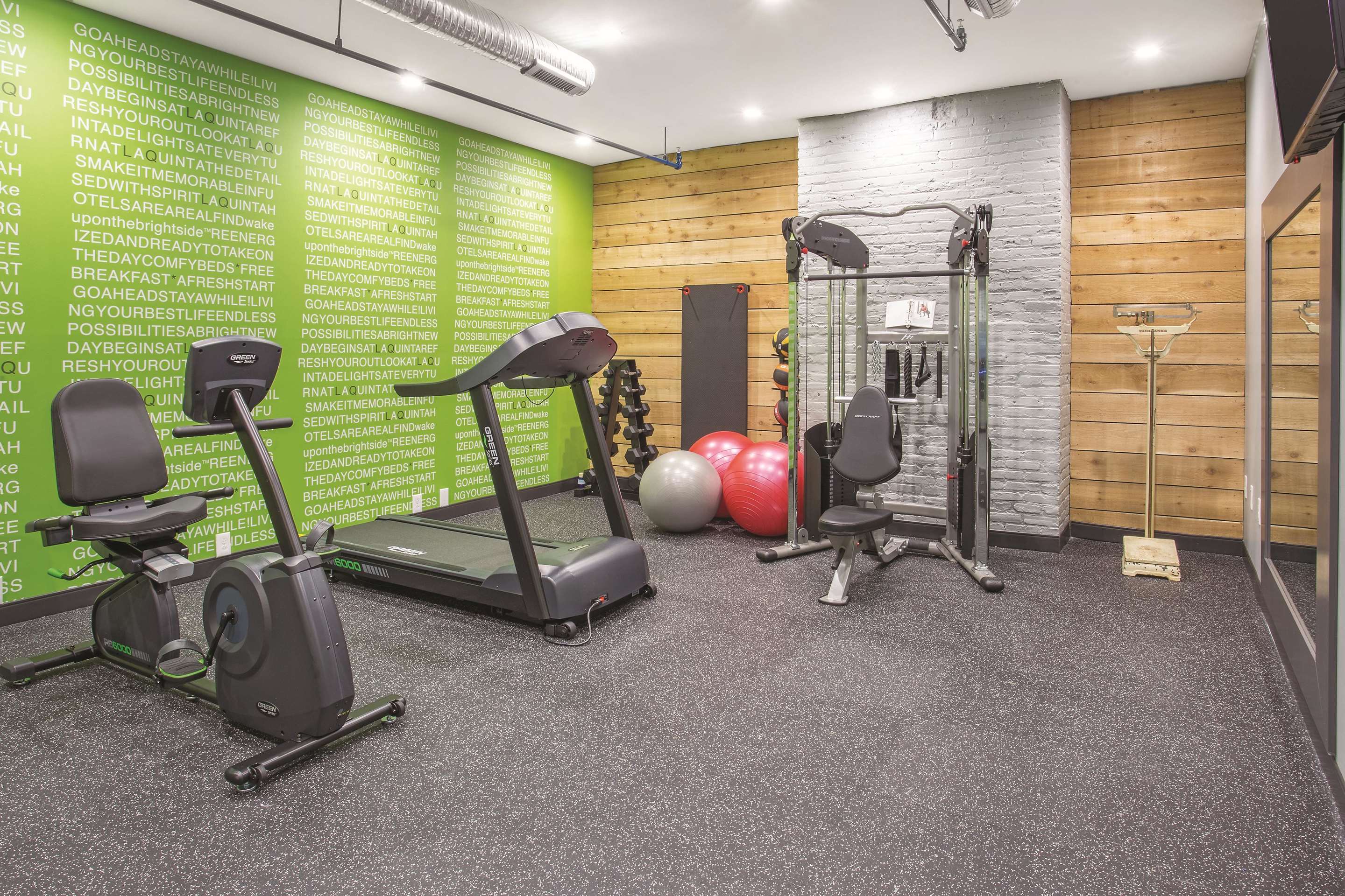 Health club | La Quinta by Wyndham Inner Harbor Downtown