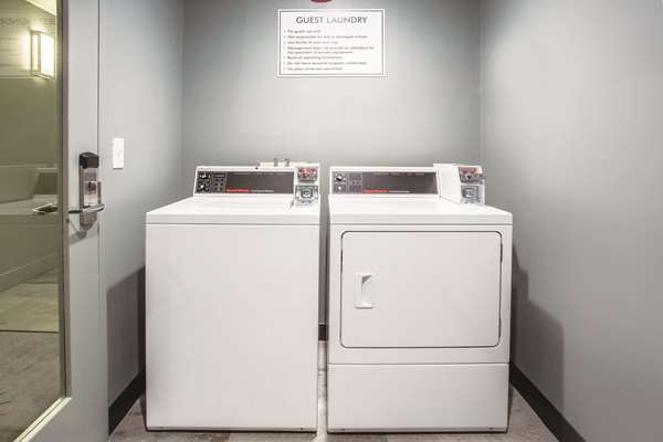  - La Quinta Inn & Suites Downtown Baltimore