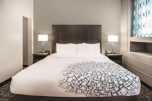  - La Quinta Inn & Suites Downtown Baltimore