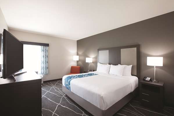  - La Quinta Inn & Suites Broken Arrow