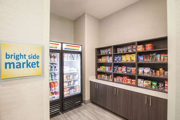  - La Quinta Inn & Suites Broken Arrow