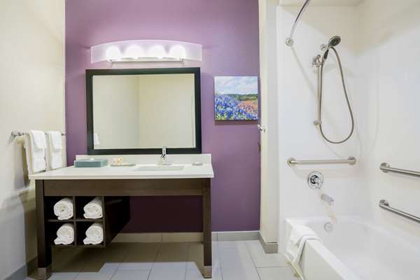  - La Quinta Inn & Suites Cypress