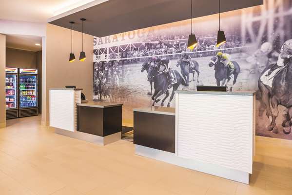  - La Quinta Inn & Suites Clifton Park - I-87, Exit 9