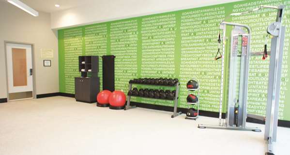 Fitness/ Exercise Room - La Quinta Inn & Suites Clifton Park - I-87, Exit 9