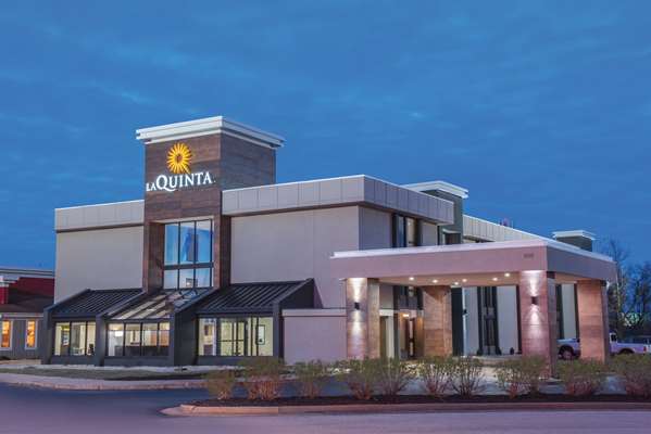 Exterior view - La Quinta Inn & Suites Festus