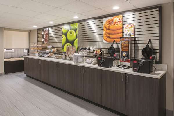  - La Quinta Inn & Suites Festus