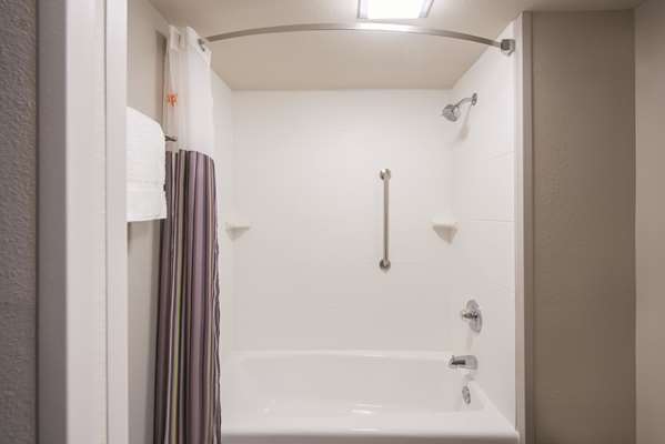  - La Quinta Inn & Suites Festus