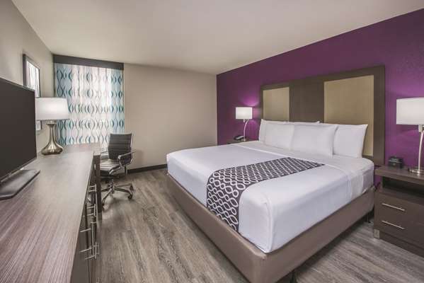  - La Quinta Inn & Suites Festus