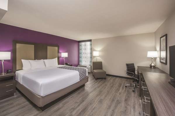  - La Quinta Inn & Suites Festus