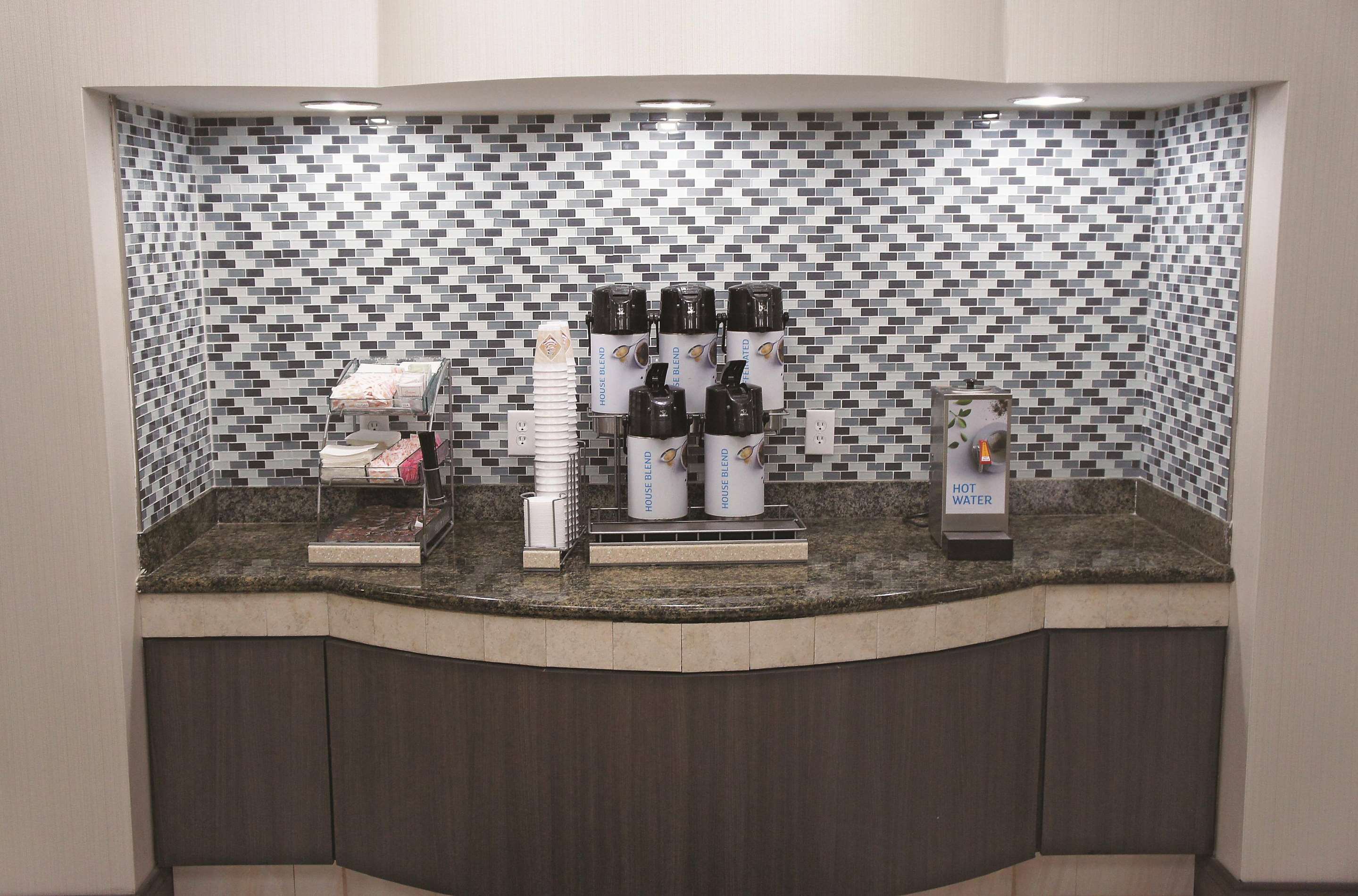 Property amenity | La Quinta Inn & Suites by Wyndham Covington