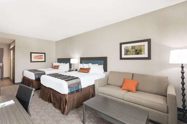 Suite - Wingate by Wyndham Hotel Lubbock