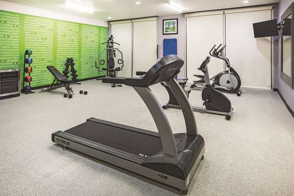 Fitness/ Exercise Room - La Quinta Inn & Suites The Colony